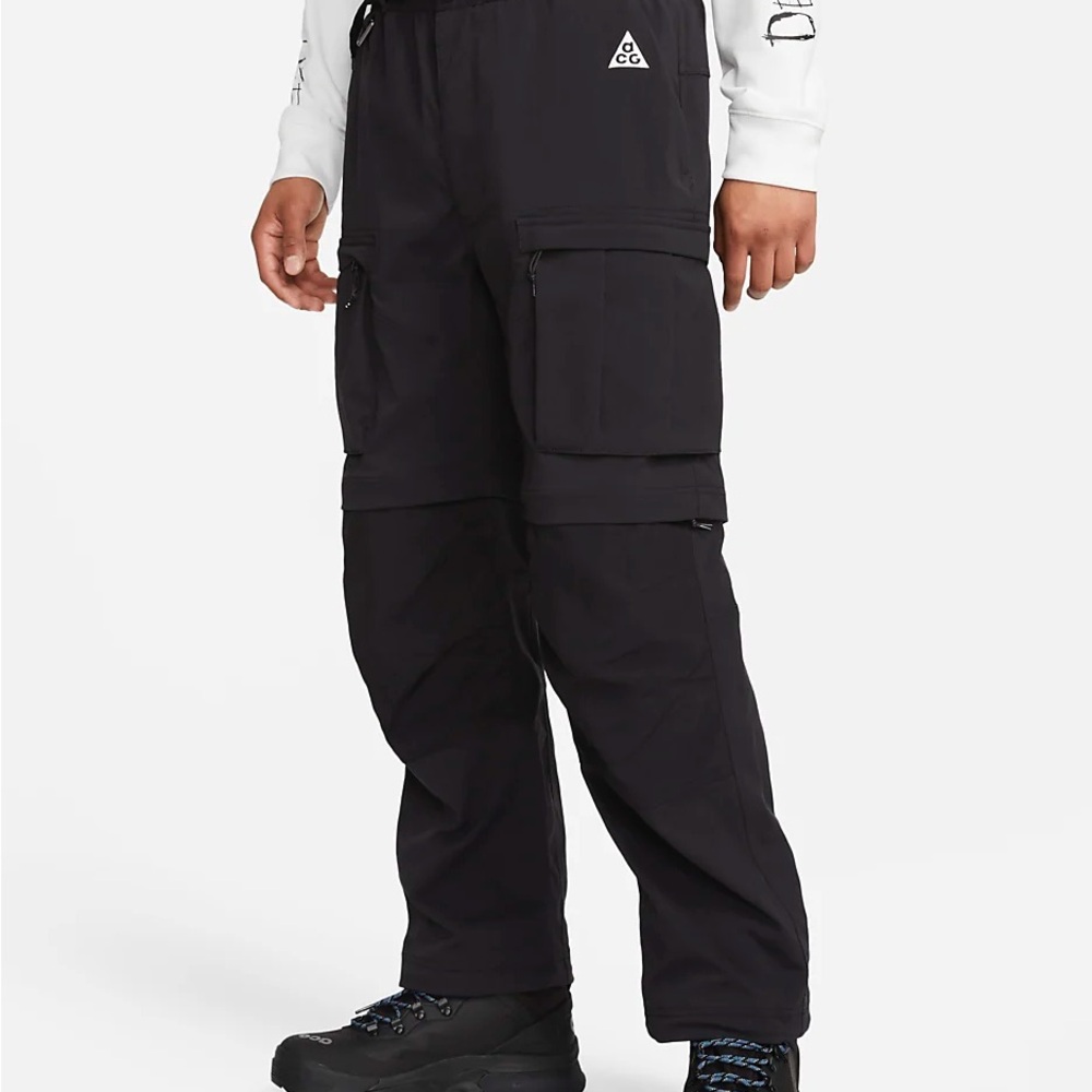 Nike ACG Men's Black Summit Cargo Pants